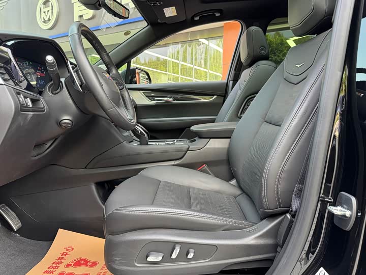 Cadillac XT6, 2024 — фото 8 из 9