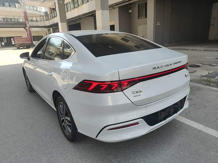 BYD Qin Plus, 2024 — фото 5 из 9
