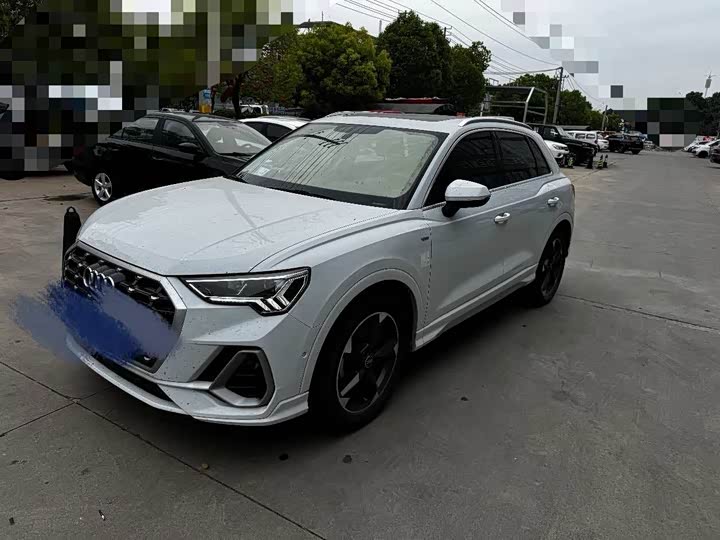 Audi Q3, 2022 — купить в Владимире под ключ