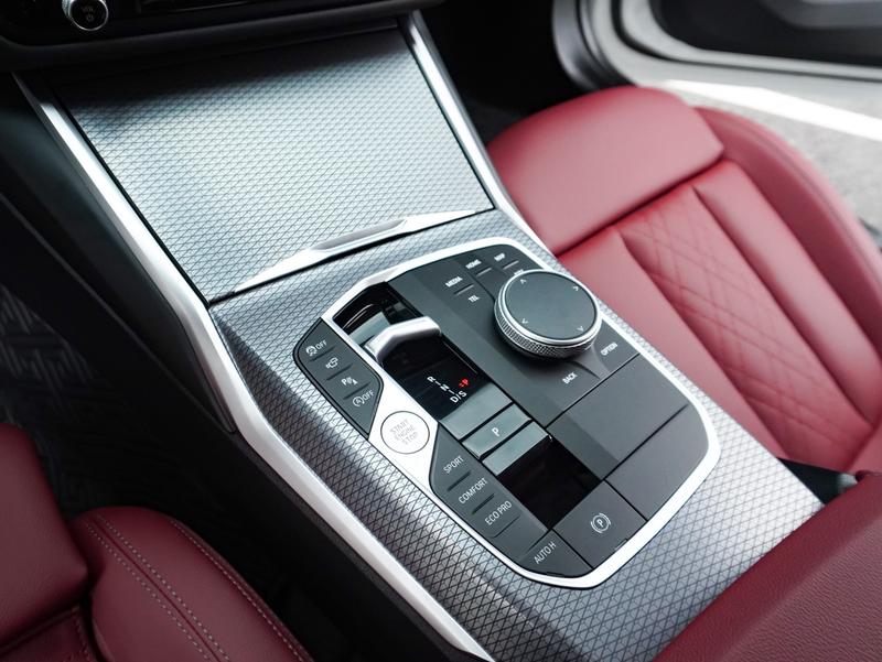 BMW 3 Series, 2024 — фото 8 из 12