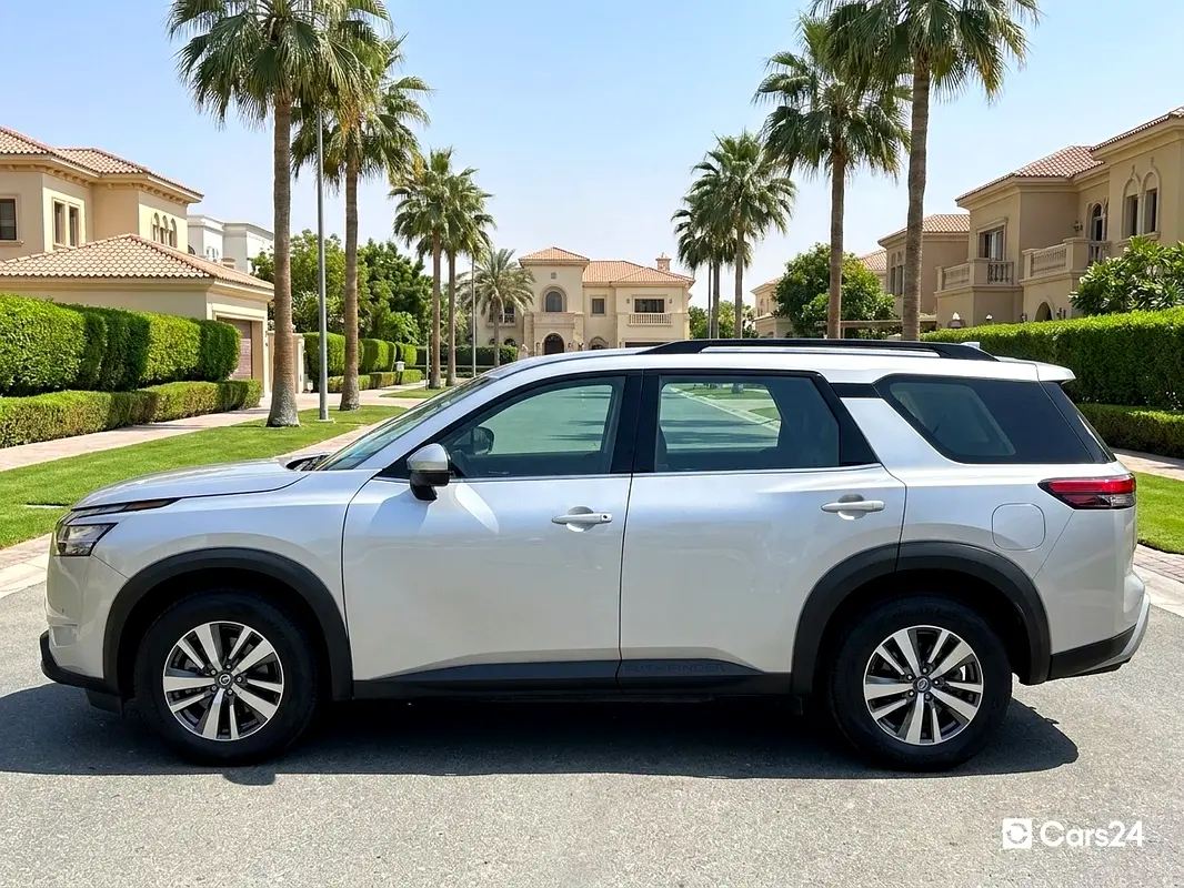 Nissan Pathfinder, 2022 — фото 3 из 10