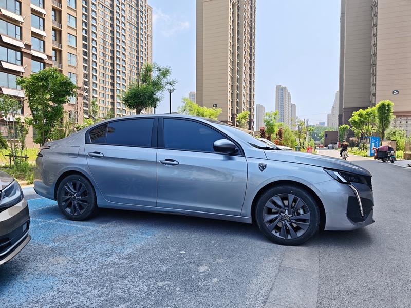 Peugeot 408, 2024 — фото 4 из 10