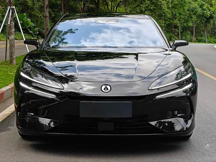 Denza Z9GT, 2024 — фото 2 из 9