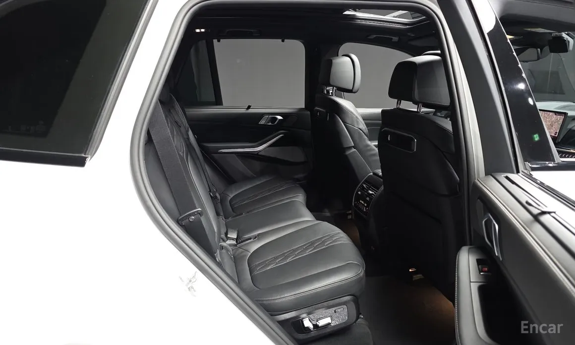 BMW X5, 2025 — фото 12 из 12