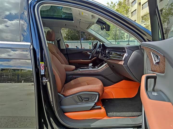 Audi Q7, 2023 — фото 8 из 9
