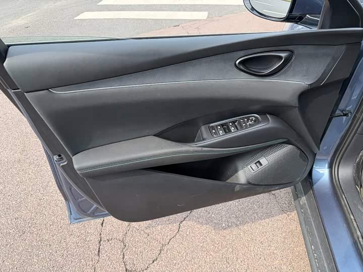 BYD Seal 06 Hybrid/EV, 2024 — фото 6 из 9