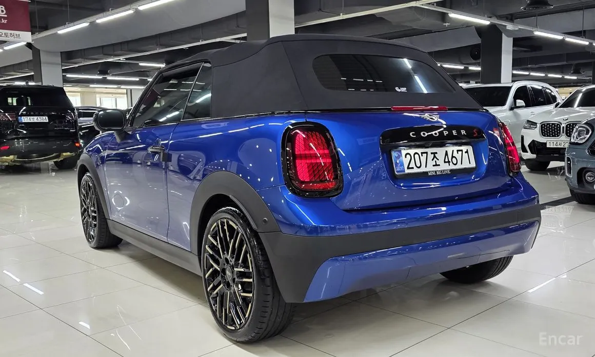 Mini Cooper Convertible, 2025 — фото 8 из 12