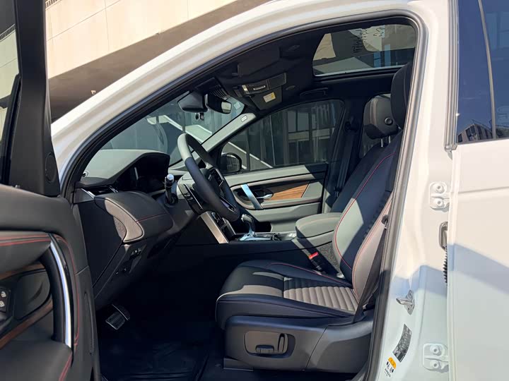 Land Rover Discovery Sport, 2023 — фото 5 из 9