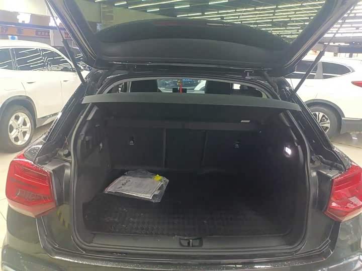 Audi Q2L, 2025 — фото 7 из 7