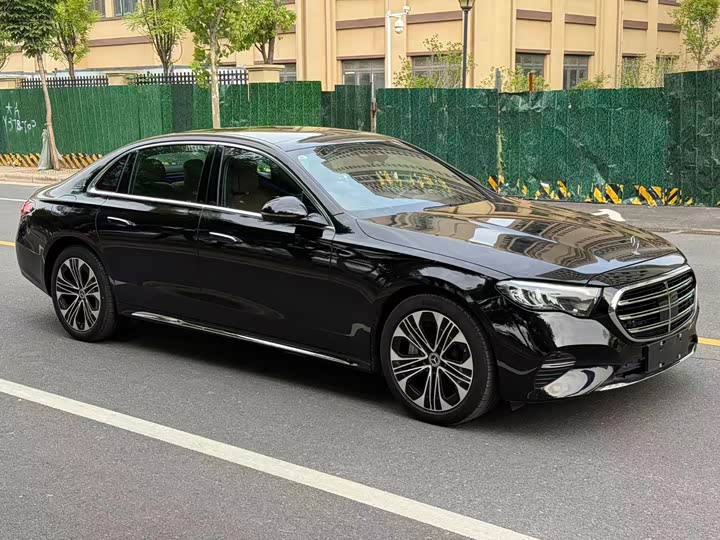 Mercedes-Benz E-Class Hybrid, 2024 — фото 3 из 9