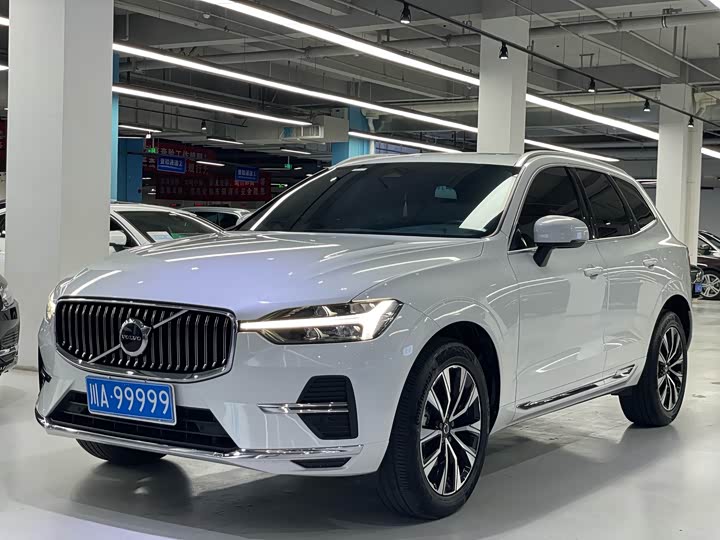 Volvo XC60, 2022 — купить в Перми под ключ