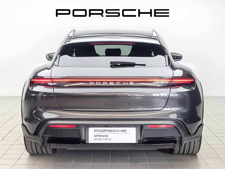 Porsche Taycan, 2025 — фото 7 из 9