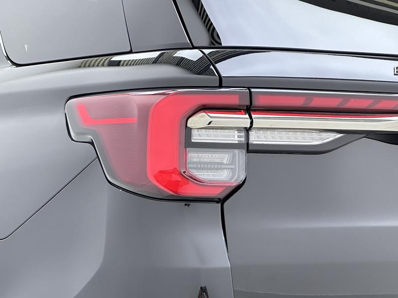 Ford Explorer, 2022 — фото 10 из 12