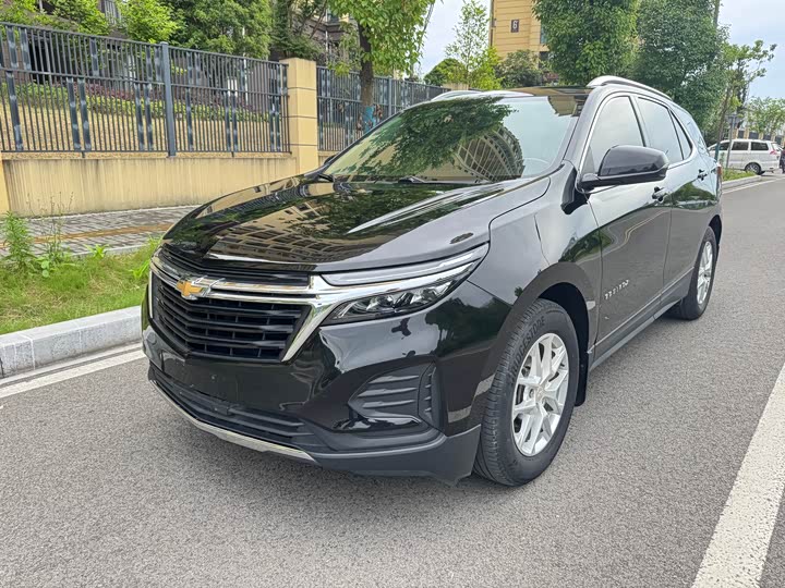 Chevrolet Equinox, 2022 — купить в Москве под ключ
