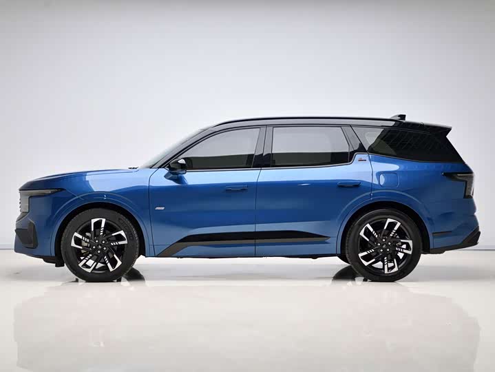 Ford Edge, 2023 — фото 7 из 9
