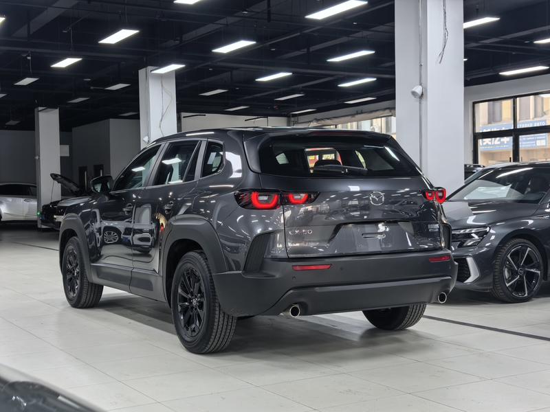 Mazda CX-50, 2023 — фото 5 из 12