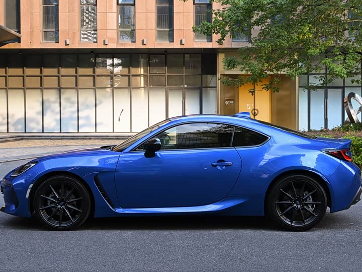 Subaru BRZ, 2023 — фото 2 из 9