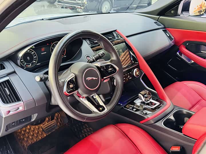 Jaguar E-Pace, 2023 — фото 9 из 9