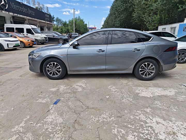 BYD Qin Plus, 2024 — фото 3 из 9