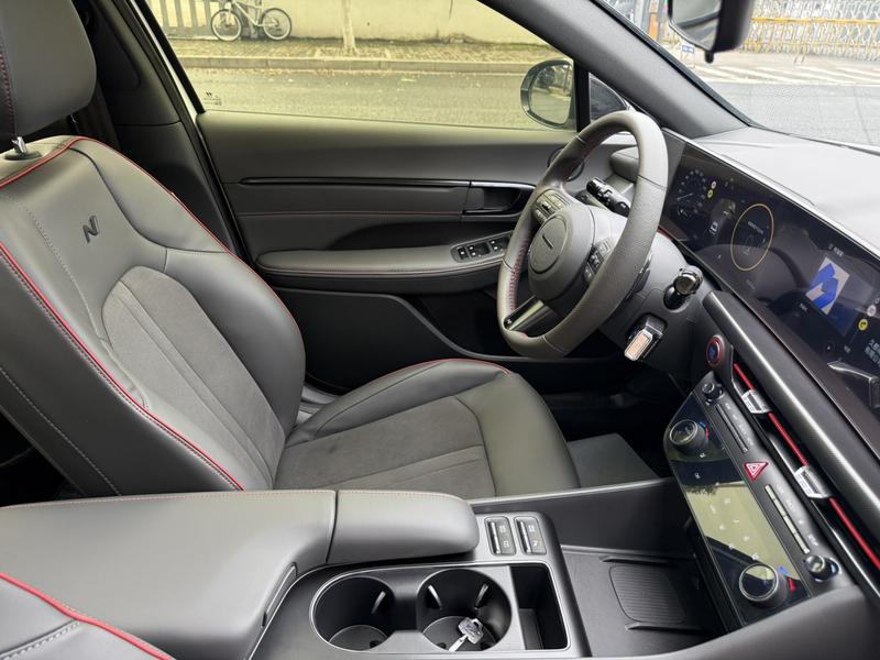 Hyundai Sonata N Line, 2024 — фото 11 из 12