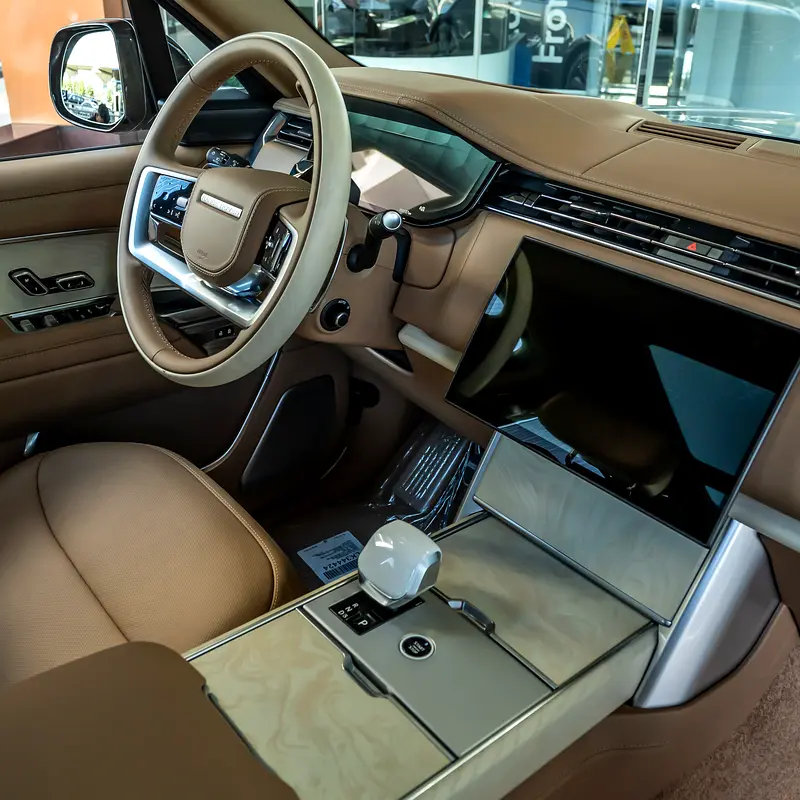 Land Rover Range Rover, 2026 — фото 8 из 10