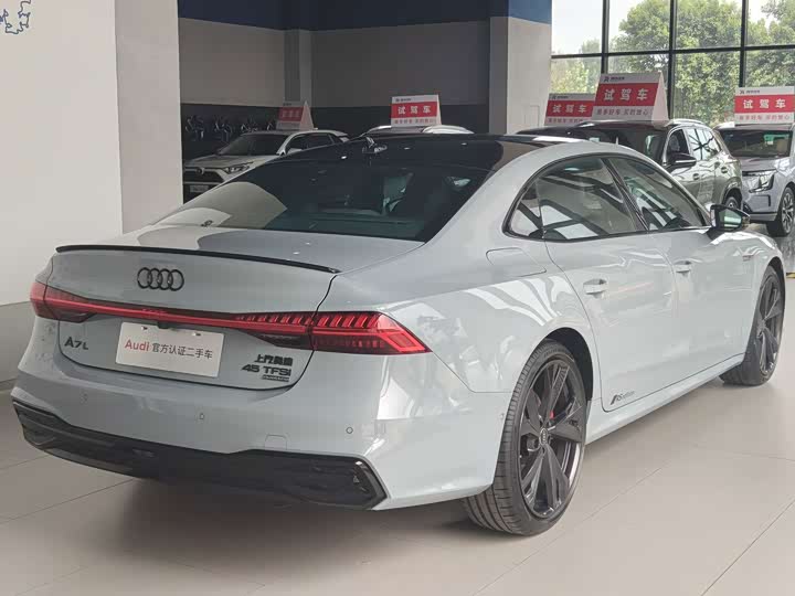 Audi A7L, 2025 — фото 5 из 9