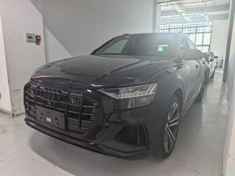 Audi Q8, 2022 — купить в Уфе под ключ