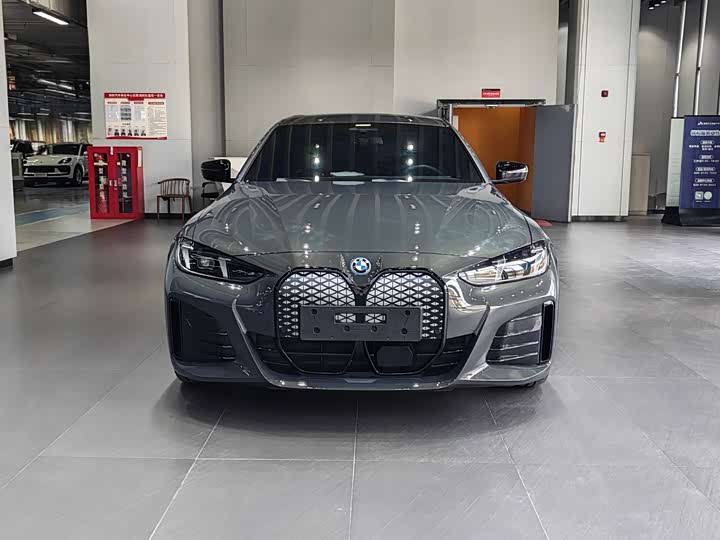BMW i4, 2024 — фото 2 из 9