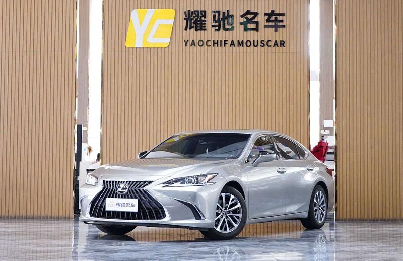 Lexus ES, 2023 — купить в Смоленске под ключ