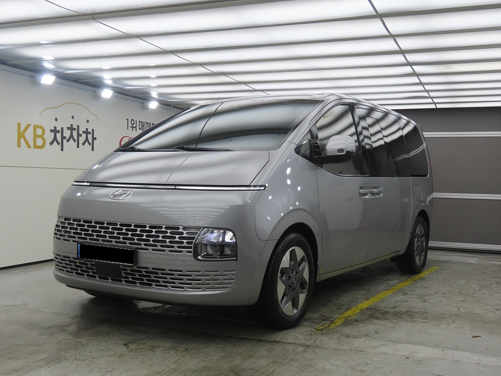 Hyundai Staria, 2023 — купить в Самаре под ключ