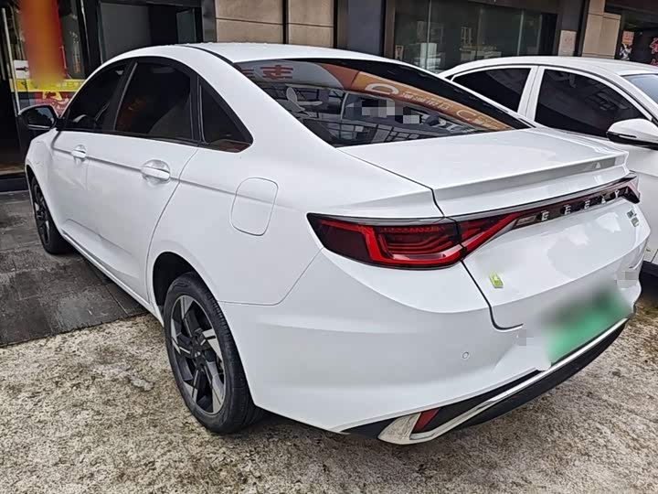 Geely Emgrand L Hi·P Hybrid, 2022 — фото 5 из 9