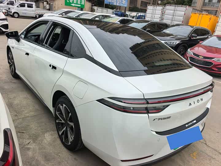 GAC Aion S Plus, 2023 — фото 6 из 9
