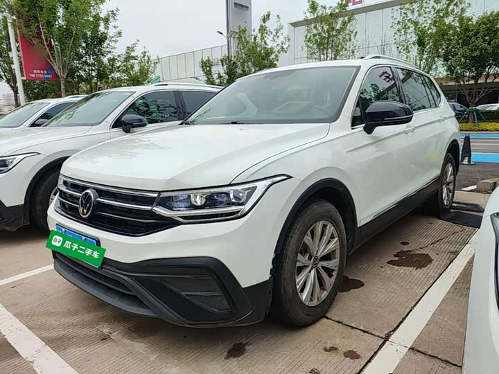 Volkswagen Tiguan L Pro, 2024 — купить в Смоленске под ключ
