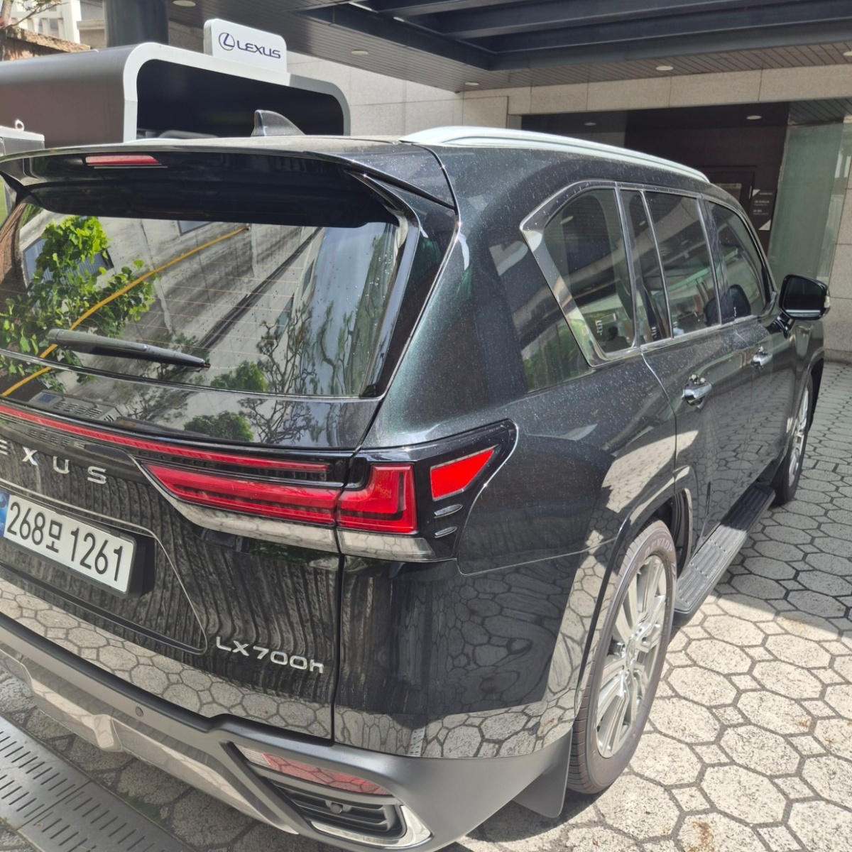 Lexus LX, 2025 — фото 4 из 11
