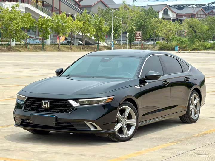 Honda Accord, 2023 — купить в Курске под ключ