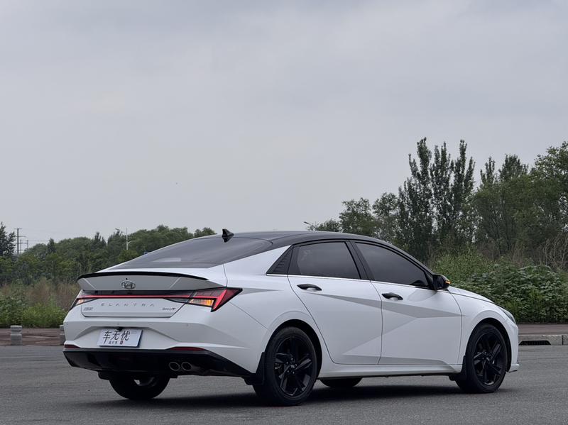 Hyundai Elantra N line, 2022 — фото 6 из 12