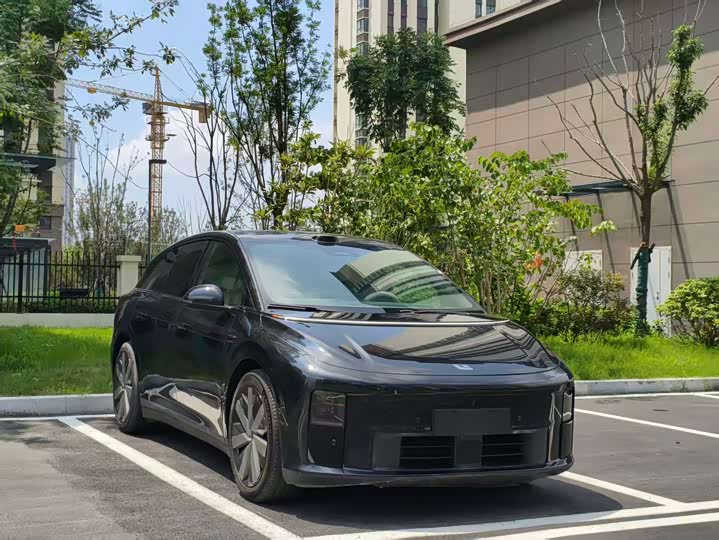 LiXiang i6, 2025 — купить в Санкт-Петербурге под ключ
