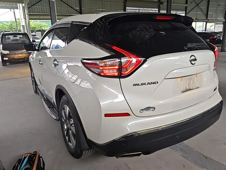 Nissan Murano, 2022 — фото 5 из 9