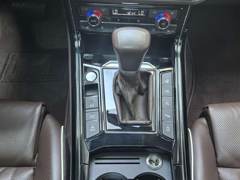 Volkswagen Phideon, 2023 — фото 10 из 12