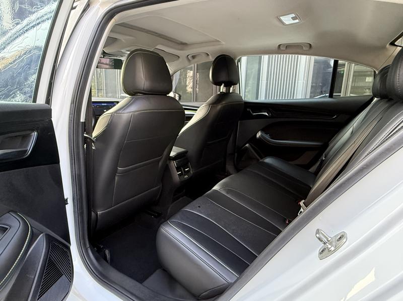 Roewe i5, 2021 — фото 11 из 12