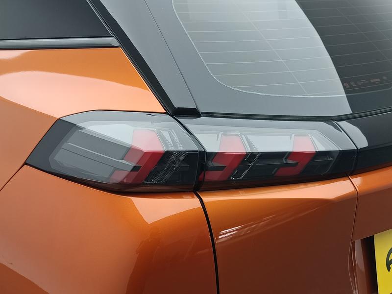 Peugeot 2008, 2022 — фото 10 из 12