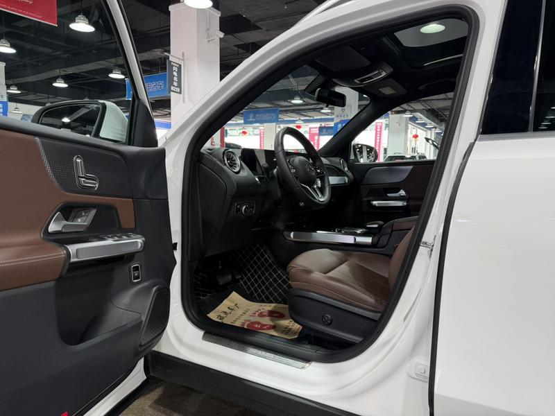 Mercedes-Benz GLB-Class, 2022 — фото 9 из 12