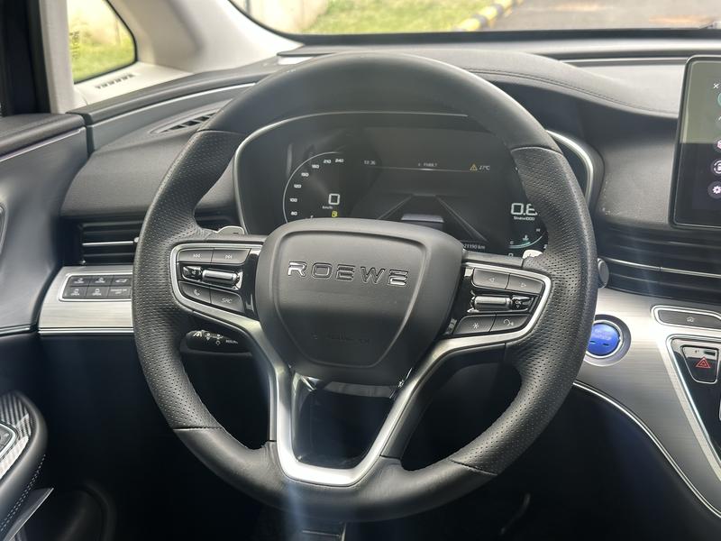 Roewe iMax 8, 2022 — фото 10 из 12