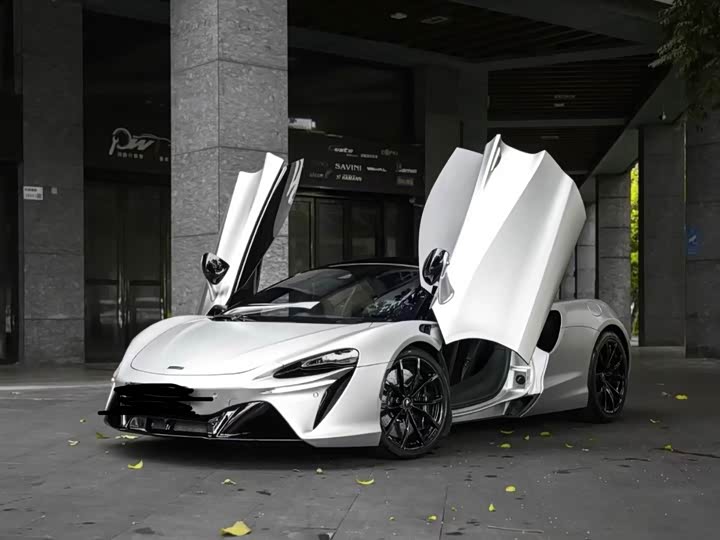 McLaren Artura, 2024 — фото 2 из 3