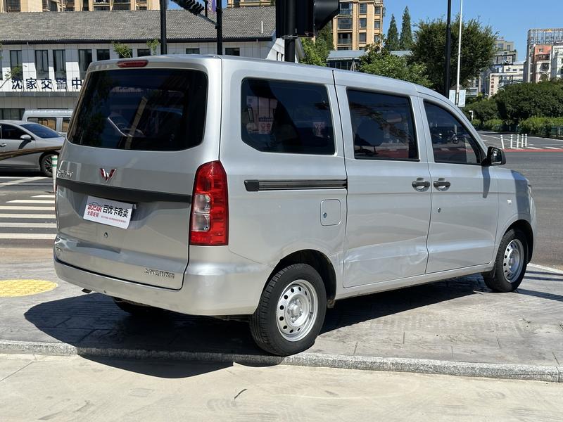Wuling Hongguang V, 2022 — фото 5 из 12