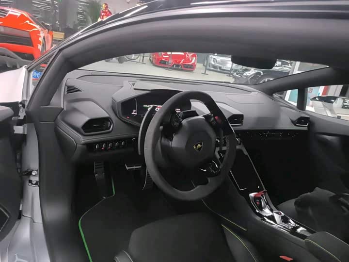 Lamborghini Huracán, 2022 — фото 2 из 5