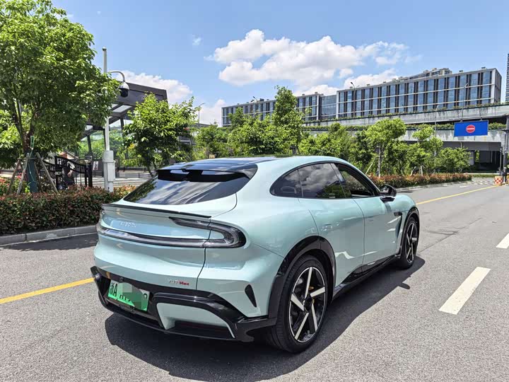 Xiaomi YU7, 2025 — фото 6 из 9