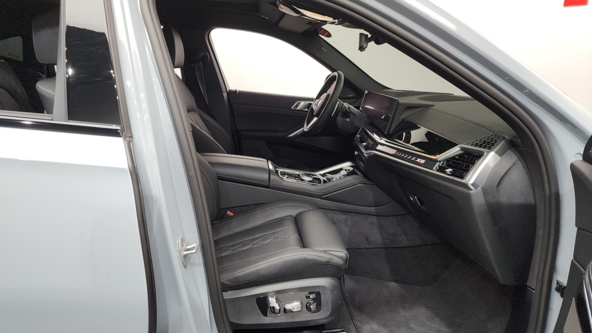 BMW X6, 2025 — фото 10 из 12