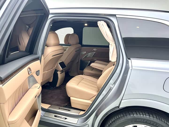 Nio Onvo L90, 2025 — фото 8 из 9