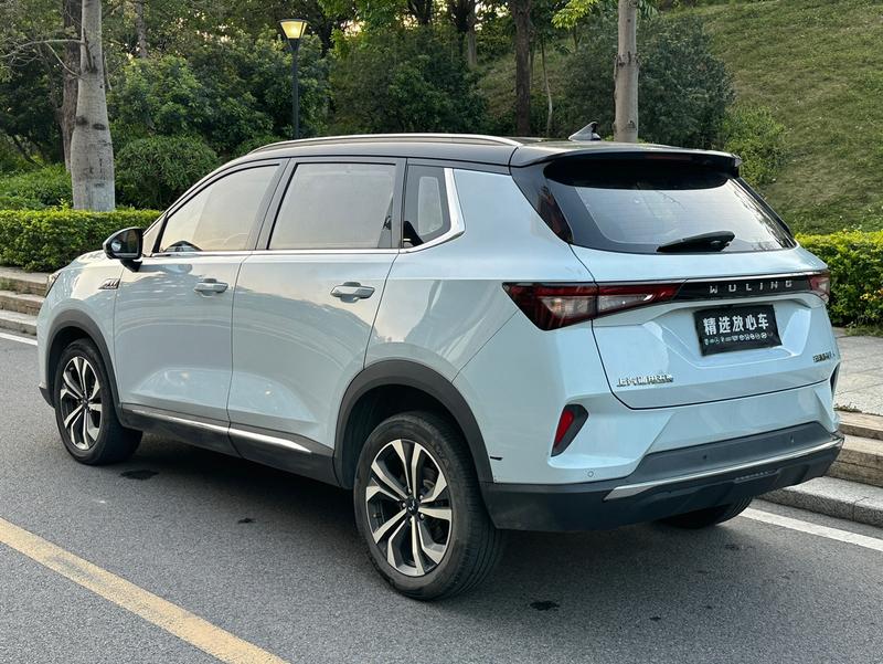 Wuling Asta, 2022 — фото 5 из 12